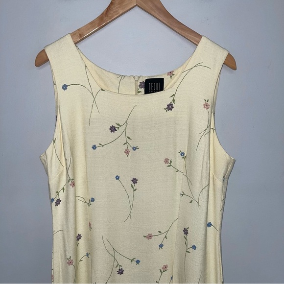 Teddi Vintage Dress Women’s Size 14 US Light Yellow Floral Shift Sleeveless - Picture 3 of 9